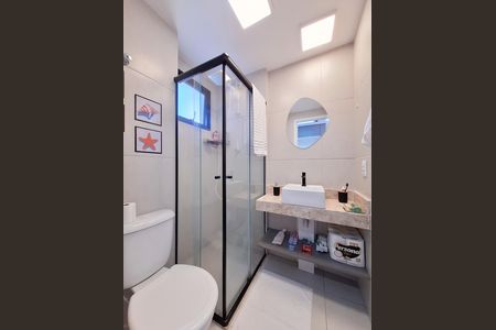 Studio para alugar com 25m², 1 quarto e sem vaga Studio para alugar com 25m², 1 quarto e sem vagaBanheiro
