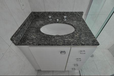 Apartamento à venda com 55m², 3 quartos e 1 vagaBanheiro Social