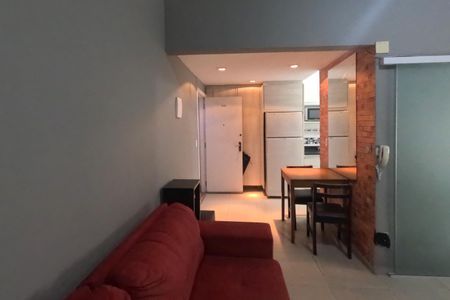 Sala de kitnet/studio para alugar com 1 quarto, 25m² em Pompéia, Santos