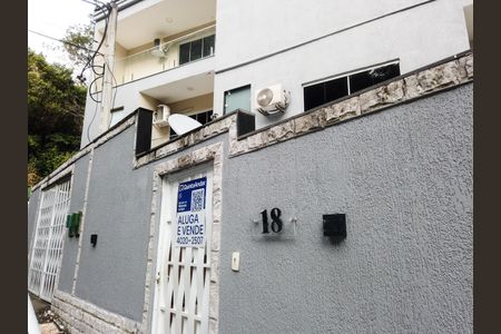 Casa para alugar com 360m², 3 quartos e 1 vagaFachada