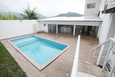 Casa para alugar com 360m², 3 quartos e 1 vagaPiscina