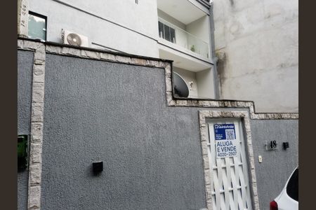 Casa para alugar com 360m², 3 quartos e 1 vagaFachada