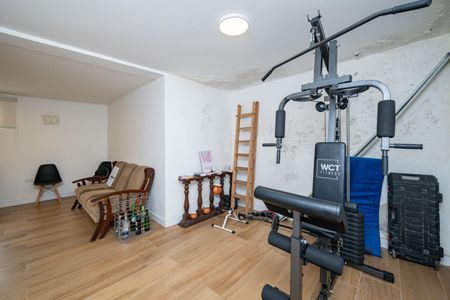 Casa à venda com 303m², 3 quartos e 3 vagasSala 2