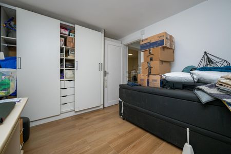 Casa à venda com 303m², 3 quartos e 3 vagasQuarto 3