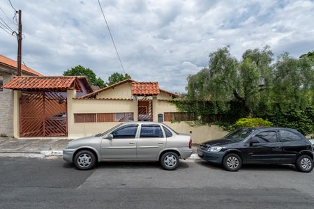Casa à venda com 303m², 3 quartos e 3 vagasFachada