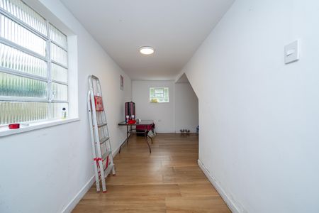 Casa à venda com 303m², 3 quartos e 3 vagasCozinha