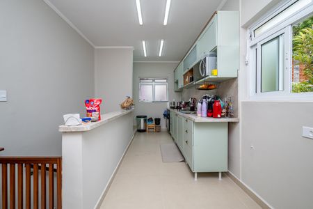 Casa à venda com 303m², 3 quartos e 3 vagasCozinha