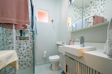 Casa à venda com 303m², 3 quartos e 3 vagasBanheiro Social