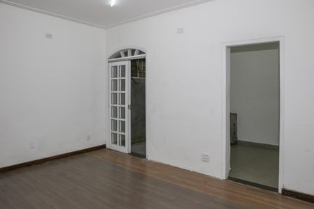 Casa para alugar com 4 quartos, 130m² em Vila Pompéia, São Paulo