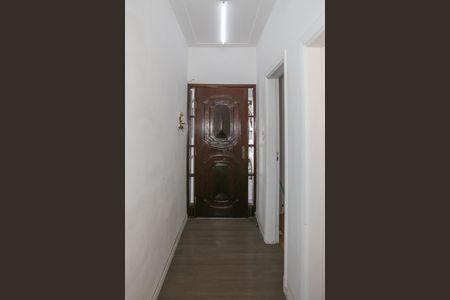Entrada de casa para alugar com 4 quartos, 130m² em Vila Pompéia, São Paulo