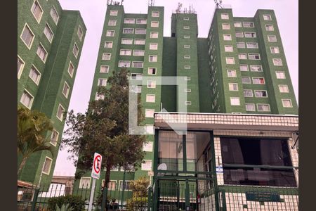 Apartamento para alugar com 47m², 2 quartos e 1 vaga Apartamento para alugar com 47m², 2 quartos e 1 vagaFachada