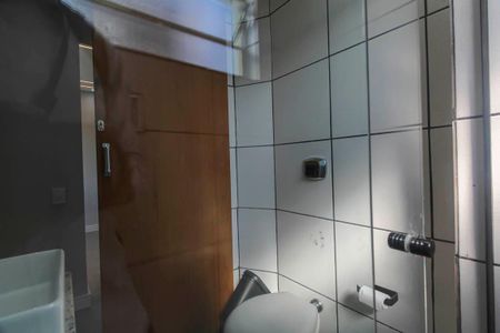 Apartamento para alugar com 47m², 2 quartos e 1 vaga Apartamento para alugar com 47m², 2 quartos e 1 vagaBanheiro