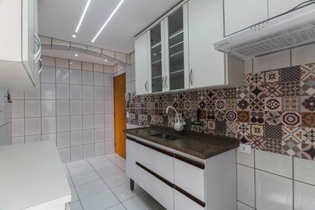 Apartamento para alugar com 47m², 2 quartos e 1 vaga Apartamento para alugar com 47m², 2 quartos e 1 vagaCozinha