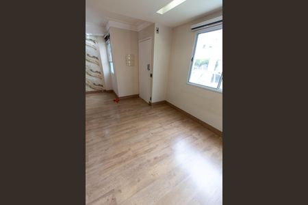 Casa de condomínio à venda com 131m², 2 quartos e 2 vagas Casa de condomínio à venda com 131m², 2 quartos e 2 vagasSala