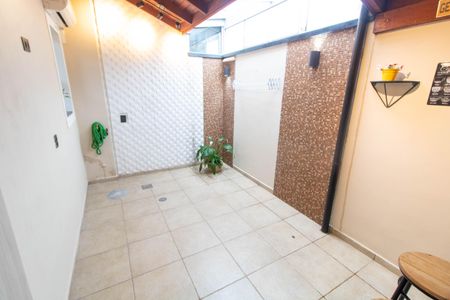 Casa de condomínio à venda com 131m², 2 quartos e 2 vagas Casa de condomínio à venda com 131m², 2 quartos e 2 vagasÁrea de Serviço
