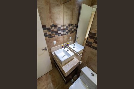 Casa de condomínio à venda com 131m², 2 quartos e 2 vagas Casa de condomínio à venda com 131m², 2 quartos e 2 vagasBanheiro Suíte