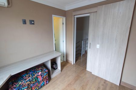 Casa de condomínio à venda com 131m², 2 quartos e 2 vagas Casa de condomínio à venda com 131m², 2 quartos e 2 vagasSuíte 2