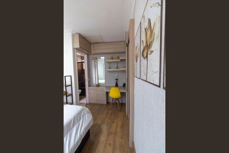 Casa de condomínio à venda com 131m², 2 quartos e 2 vagas Casa de condomínio à venda com 131m², 2 quartos e 2 vagasSuíte