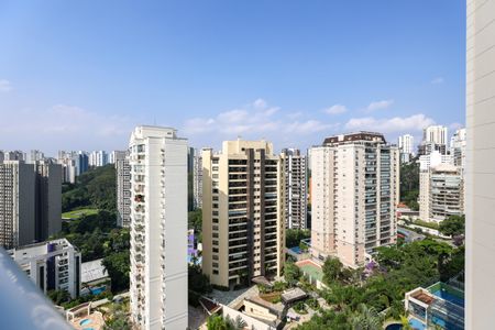 Apartamento à venda com 162m², 3 quartos e 3 vagasVista da Suíte 1