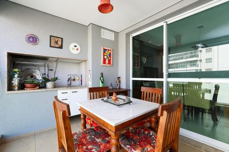 Apartamento à venda com 162m², 3 quartos e 3 vagasVaranda da Sala