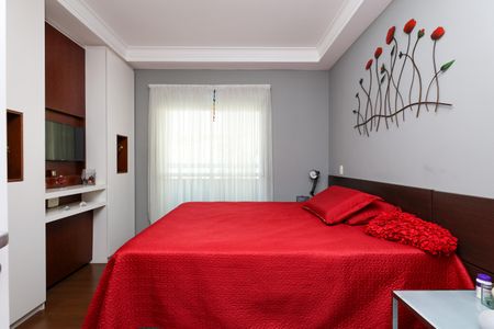 Apartamento à venda com 162m², 3 quartos e 3 vagasSuíte 1