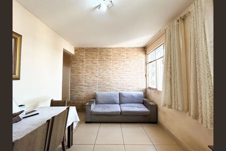 Apartamento à venda com 2 quartos, 70m² em Califórnia, Belo Horizonte