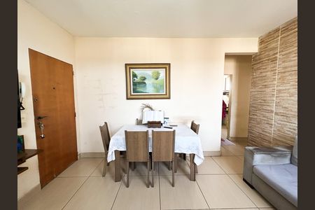 Apartamento à venda com 2 quartos, 70m² em Califórnia, Belo Horizonte
