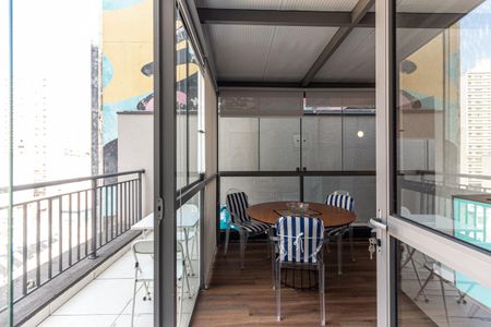 Varanda - Área Privativa de apartamento para alugar com 1 quarto, 54m² em República, São Paulo