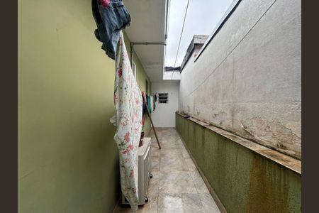 Casa para alugar com 180m², 5 quartos e 2 vagasQuintal - Casa 1