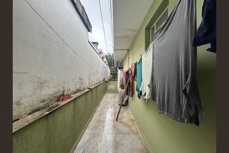 Casa para alugar com 180m², 5 quartos e 2 vagasQuintal - Casa 1