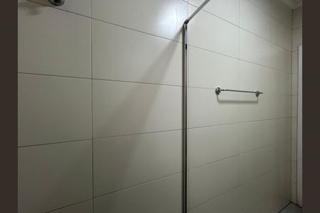 Casa para alugar com 180m², 5 quartos e 2 vagasBanheiro 1 - Casa 1