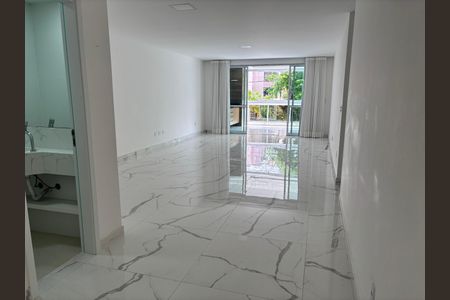 Sala de apartamento para alugar com 4 quartos, 216m² em Recreio dos Bandeirantes, Rio de Janeiro