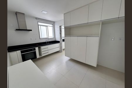 Apartamento para alugar com 216m², 4 quartos e 4 vagasCozinha