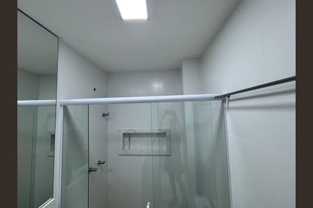 Apartamento para alugar com 216m², 4 quartos e 4 vagasBanheiro Suíte 1