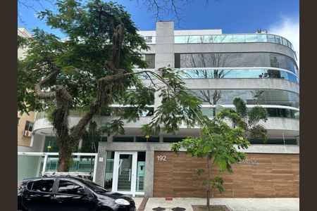 Apartamento para alugar com 216m², 4 quartos e 4 vagasFachada