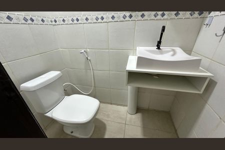Casa de condomínio à venda com 150m², 2 quartos e 1 vagaLavabo