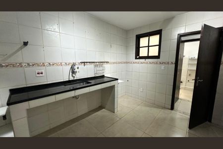 Casa de condomínio à venda com 150m², 2 quartos e 1 vagaCozinha