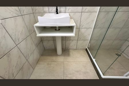 Casa de condomínio à venda com 150m², 2 quartos e 1 vagaBanheiro Social