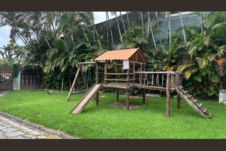 Casa de condomínio à venda com 150m², 2 quartos e 1 vagaÁrea comum - Playground