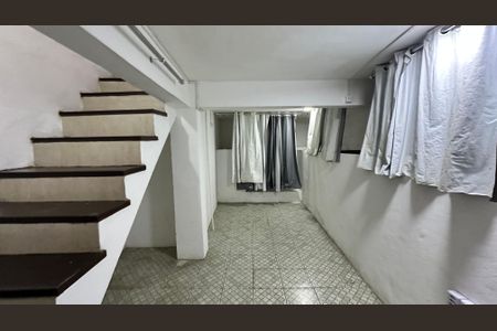 Casa de condomínio à venda com 150m², 2 quartos e 1 vagaHall de entrada