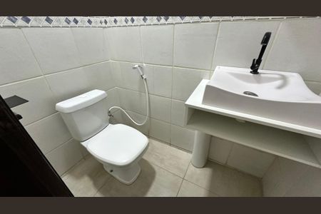 Casa de condomínio à venda com 150m², 2 quartos e 1 vagaLavabo