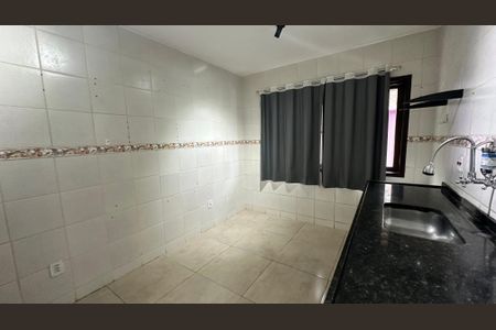 Casa de condomínio à venda com 150m², 2 quartos e 1 vagaCozinha