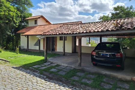 Casa de condomínio para alugar com 130m², 3 quartos e 2 vagasFachada