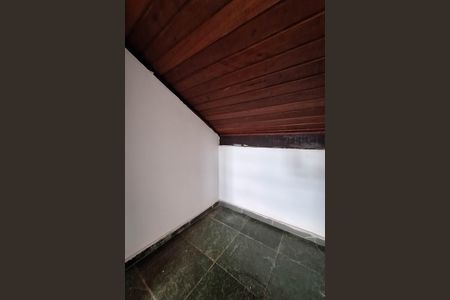 Casa de condomínio para alugar com 130m², 3 quartos e 2 vagasEscritório