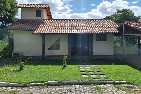 Casa de condomínio para alugar com 130m², 3 quartos e 2 vagasFachada
