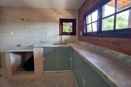 Casa de condomínio para alugar com 130m², 3 quartos e 2 vagasCozinha