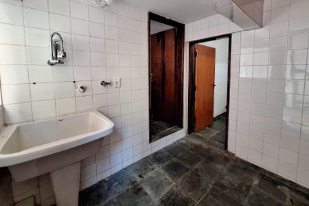 Casa de condomínio para alugar com 130m², 3 quartos e 2 vagasÁrea de Serviço