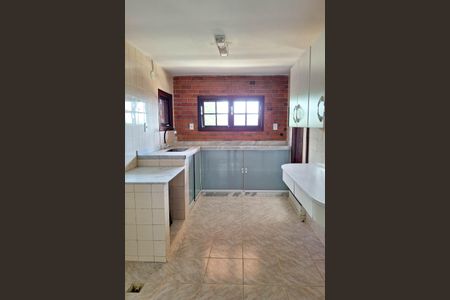 Casa de condomínio para alugar com 130m², 3 quartos e 2 vagasCozinha