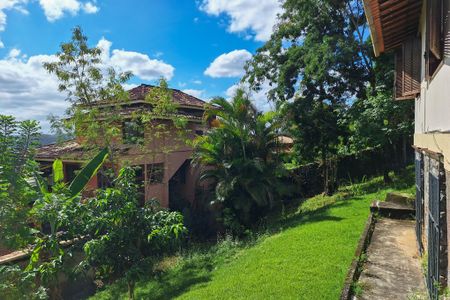 Casa de condomínio para alugar com 130m², 3 quartos e 2 vagasQuintal