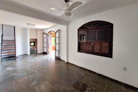 Sala 1 de casa de condomínio para alugar com 3 quartos, 130m² em Vila Progresso, Niterói